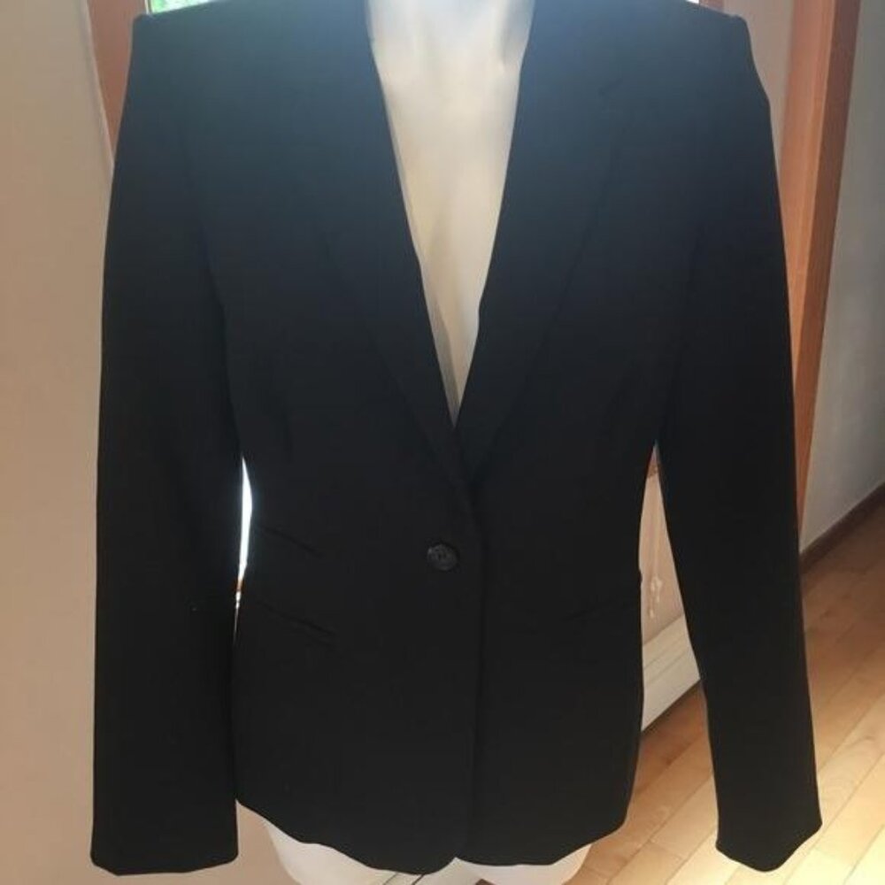 Vince Camuto new black blazer size 6